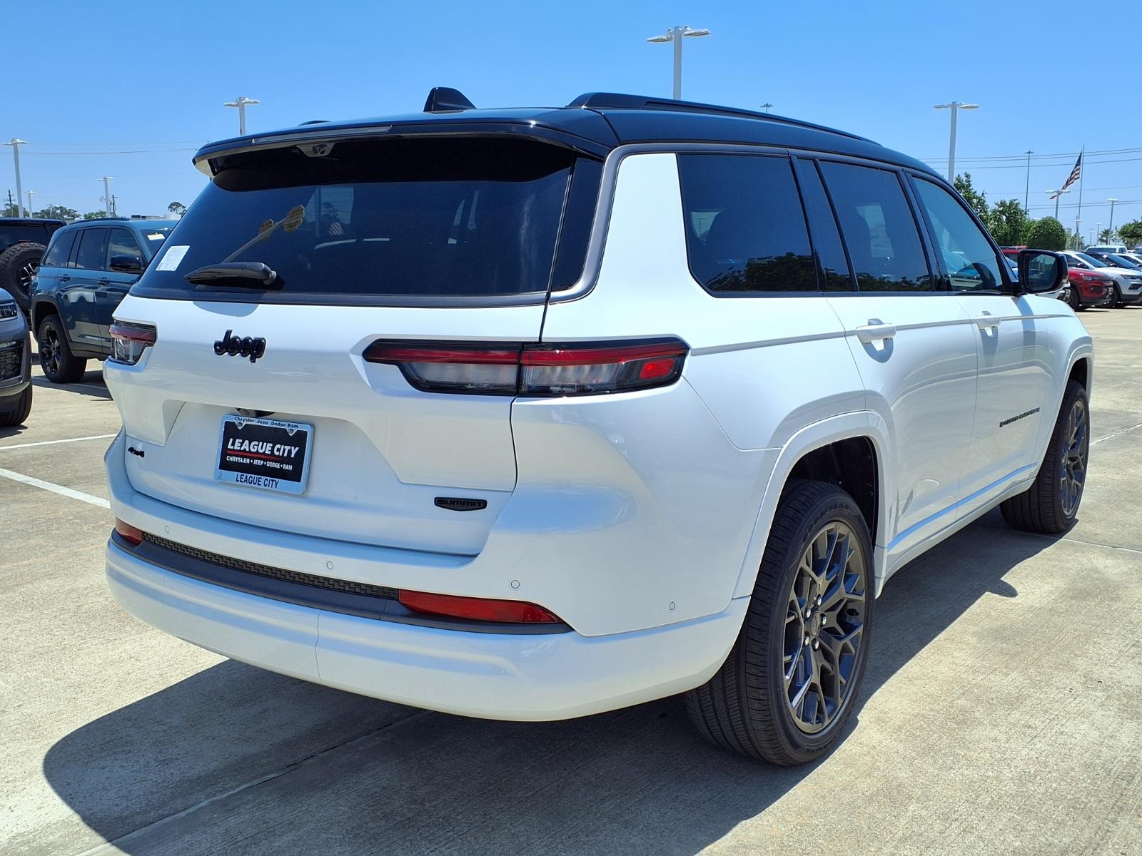 2026 Jeep Grand Cherokee L Summit White at League City CDJR