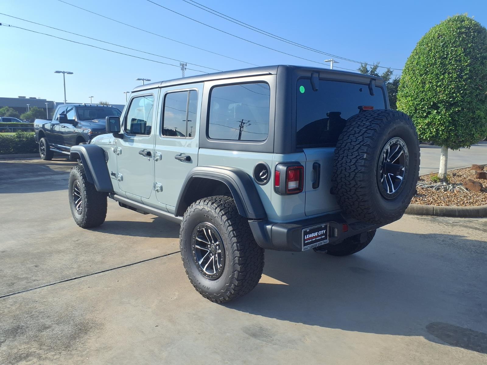 2027 Jeep Wrangler Willys Gray at League City CDJR