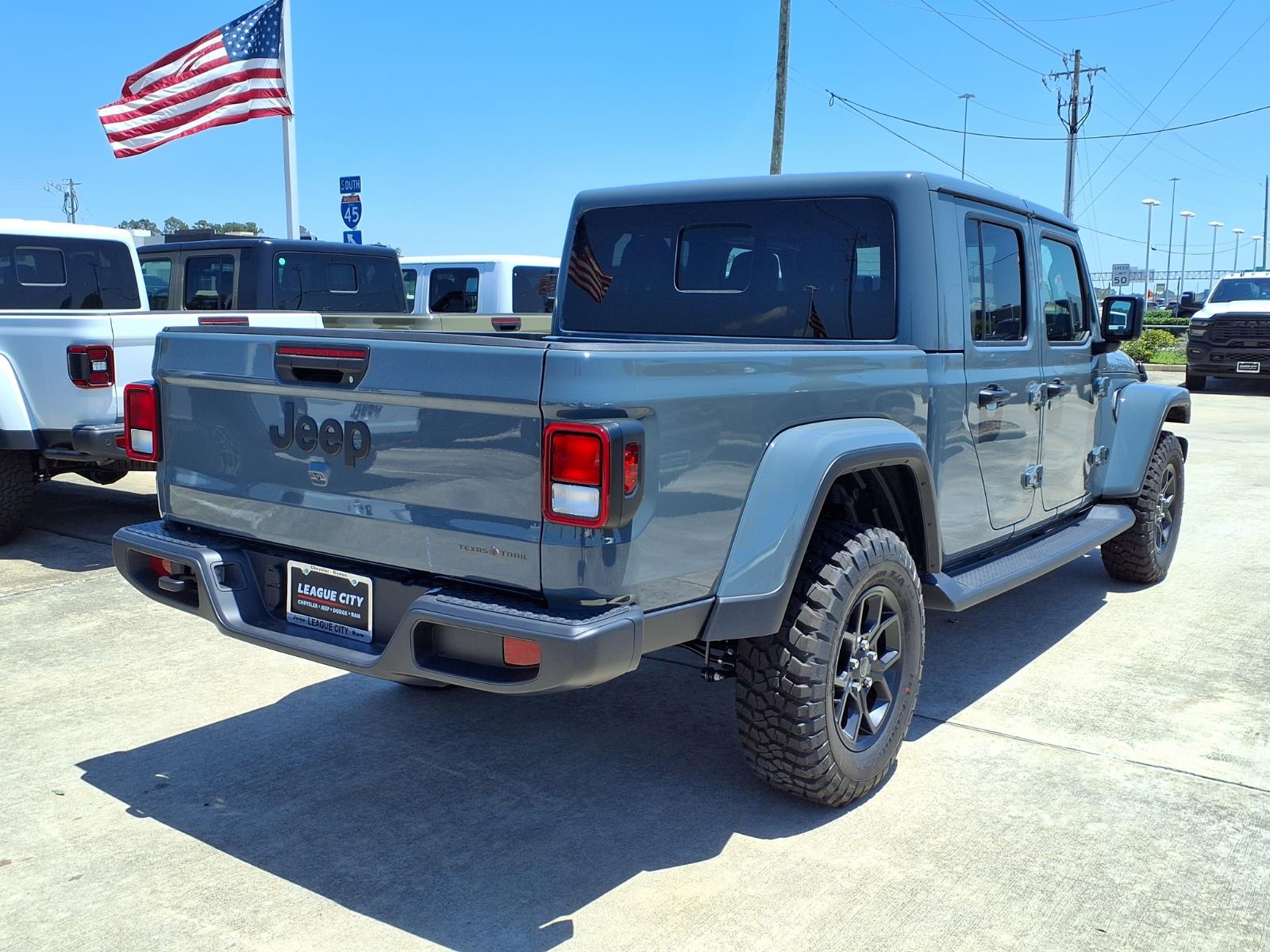2026 Jeep Gladiator Sport Gray at League City CDJR