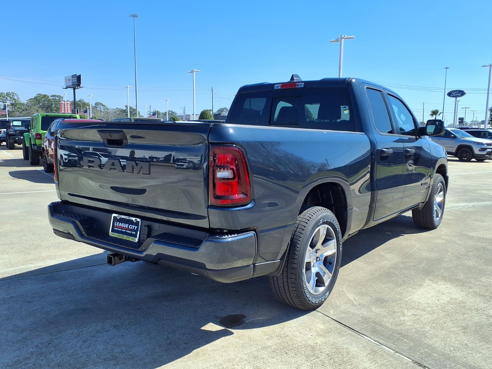 2026 RAM 1500 Tradesman - 3