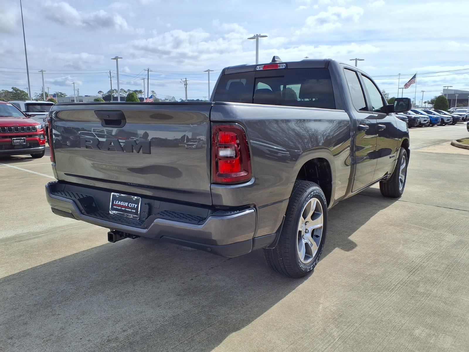 2026 RAM 1500 Tradesman - 3
