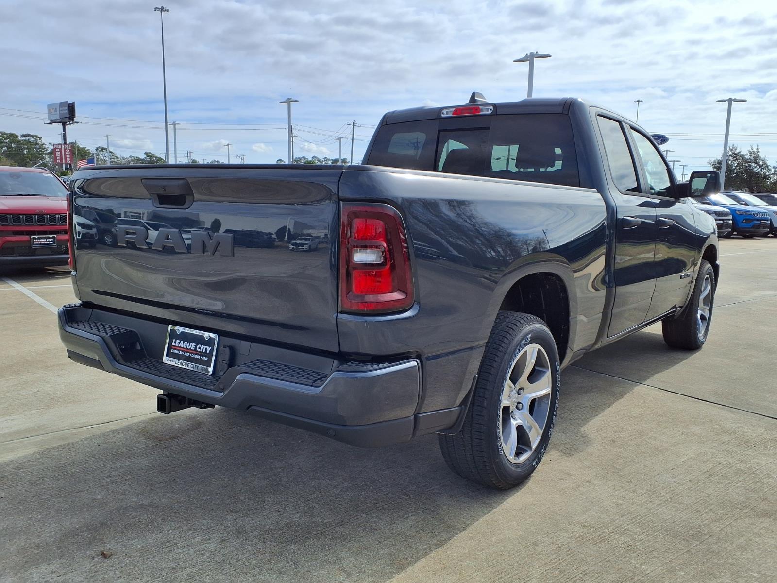2026 RAM 1500 Tradesman - 3