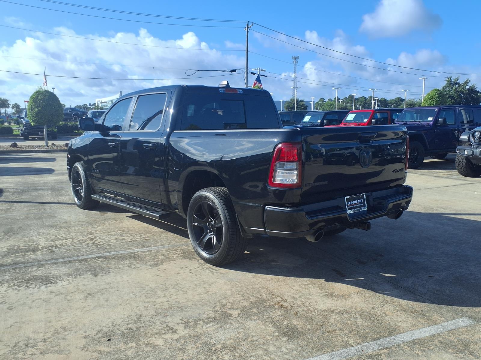 2023 RAM 1500 Big Horn/Lone Star - 3