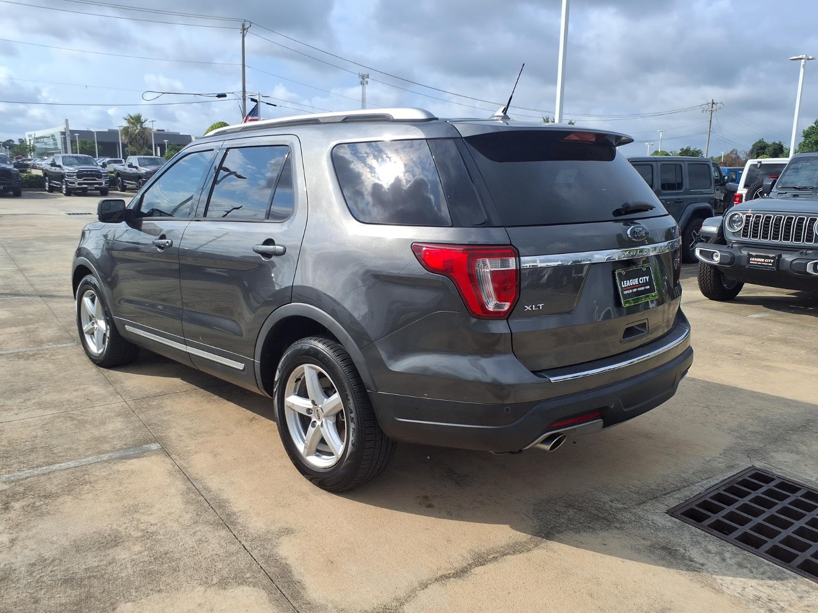 2018 Ford Explorer XLT - 3