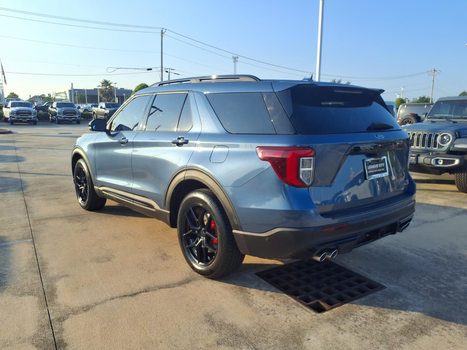 2020 Ford Explorer ST - 3