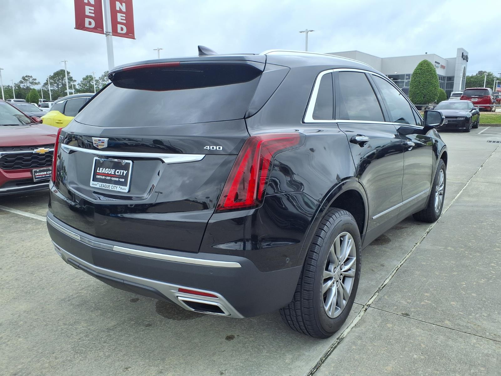 2022 Cadillac XT5 Premium Luxury - 3