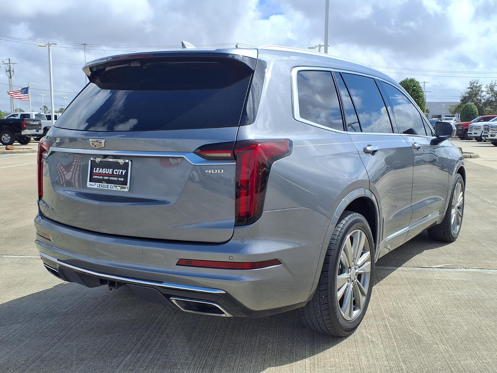 2020 Cadillac XT6 Premium Luxury - 3
