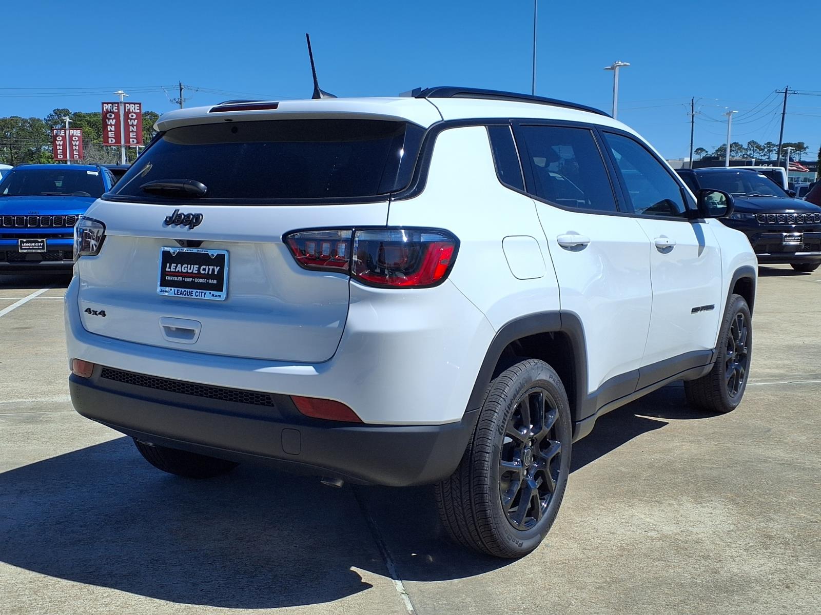2026 Jeep Compass Latitude Bright White Clearcoat at League City CDJR