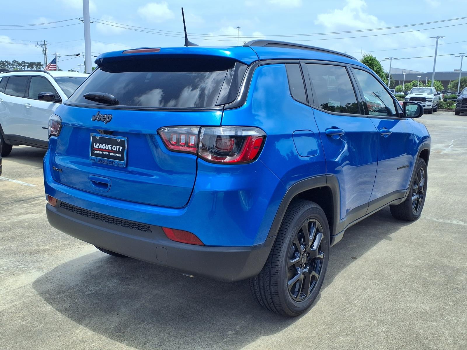 2026 Jeep Compass Latitude Blue at League City CDJR