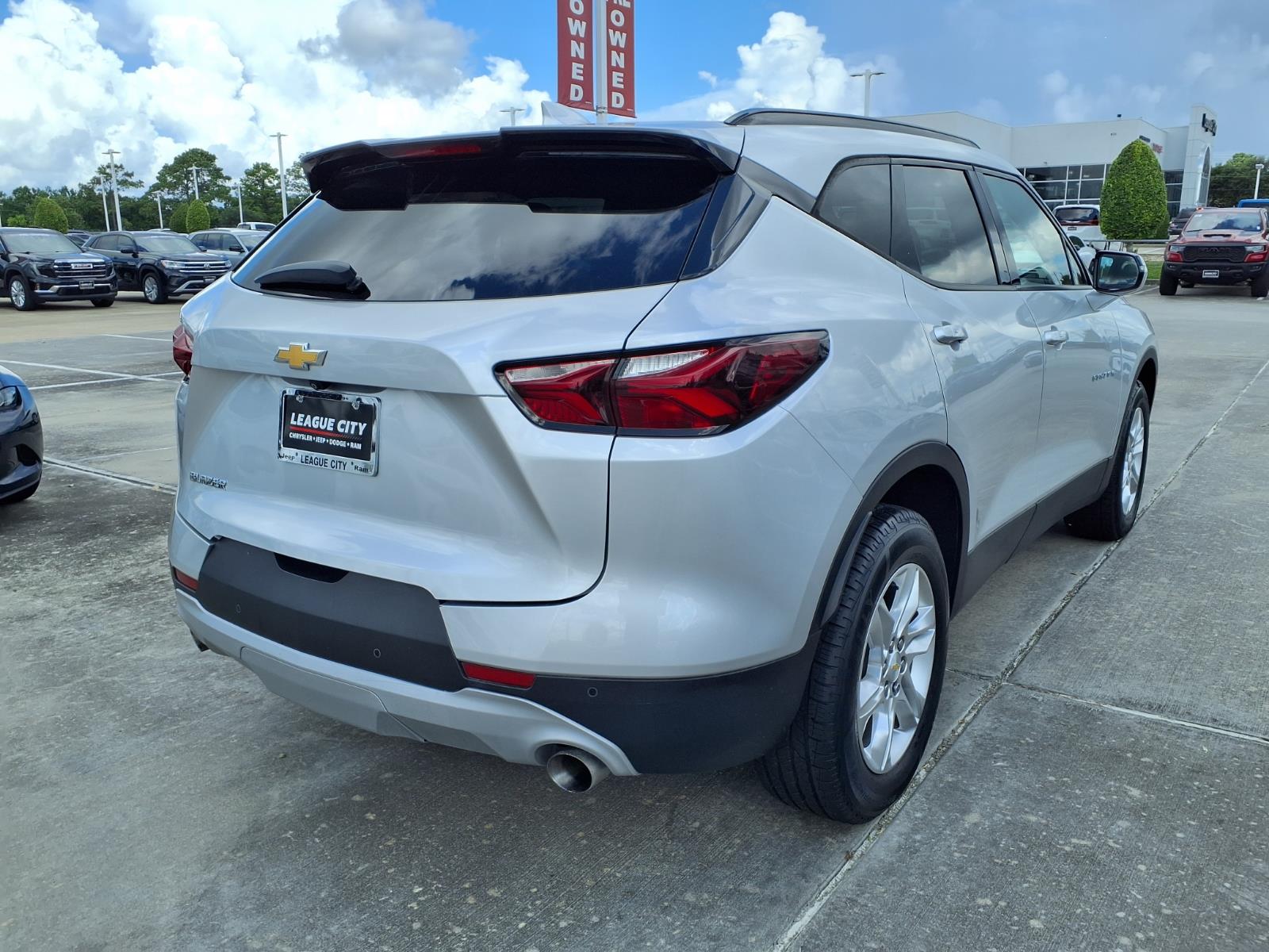 2021 Chevrolet Blazer LT - 3