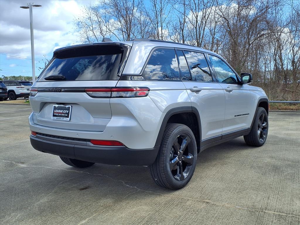 2026 Jeep Grand Cherokee Limited Silver at League City CDJR
