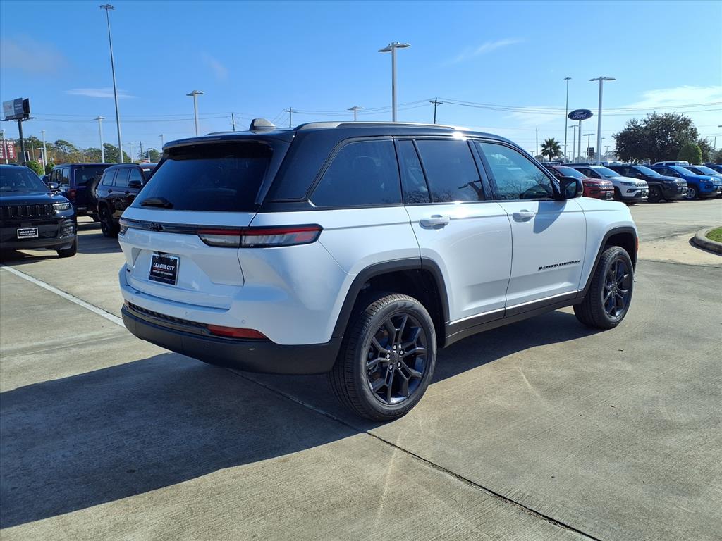 2025 Jeep Grand Cherokee Limited White at League City CDJR