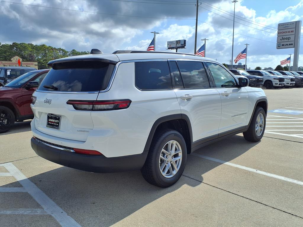 2025 Jeep Grand Cherokee L Laredo White at League City CDJR