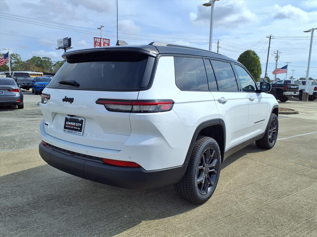 2025 Jeep Grand Cherokee L Limited Bright White Clearcoat at League City CDJR
