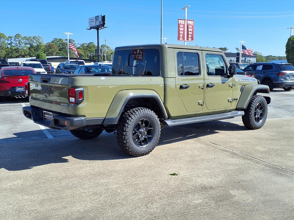 2026 Jeep Gladiator Sport Pj5 41 at League City CDJR