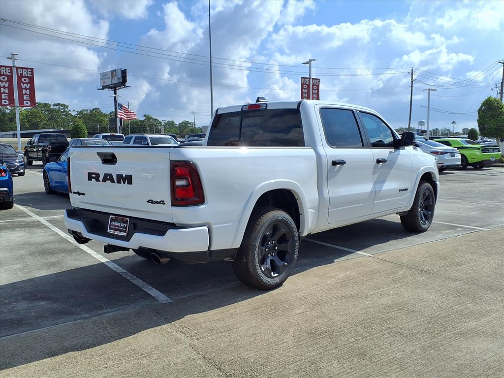2026 RAM 1500 Big Horn/Lone Star - 3