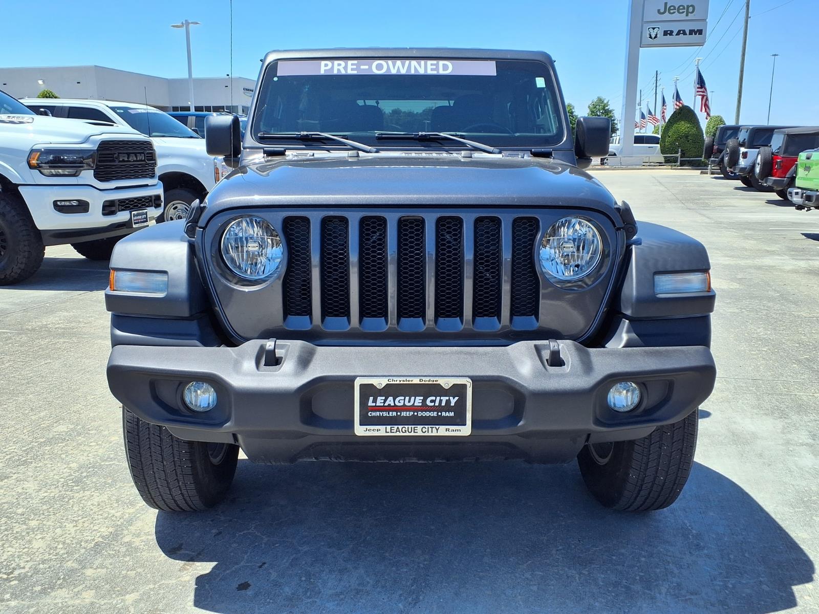 2020 Jeep Wrangler Sport S - 4