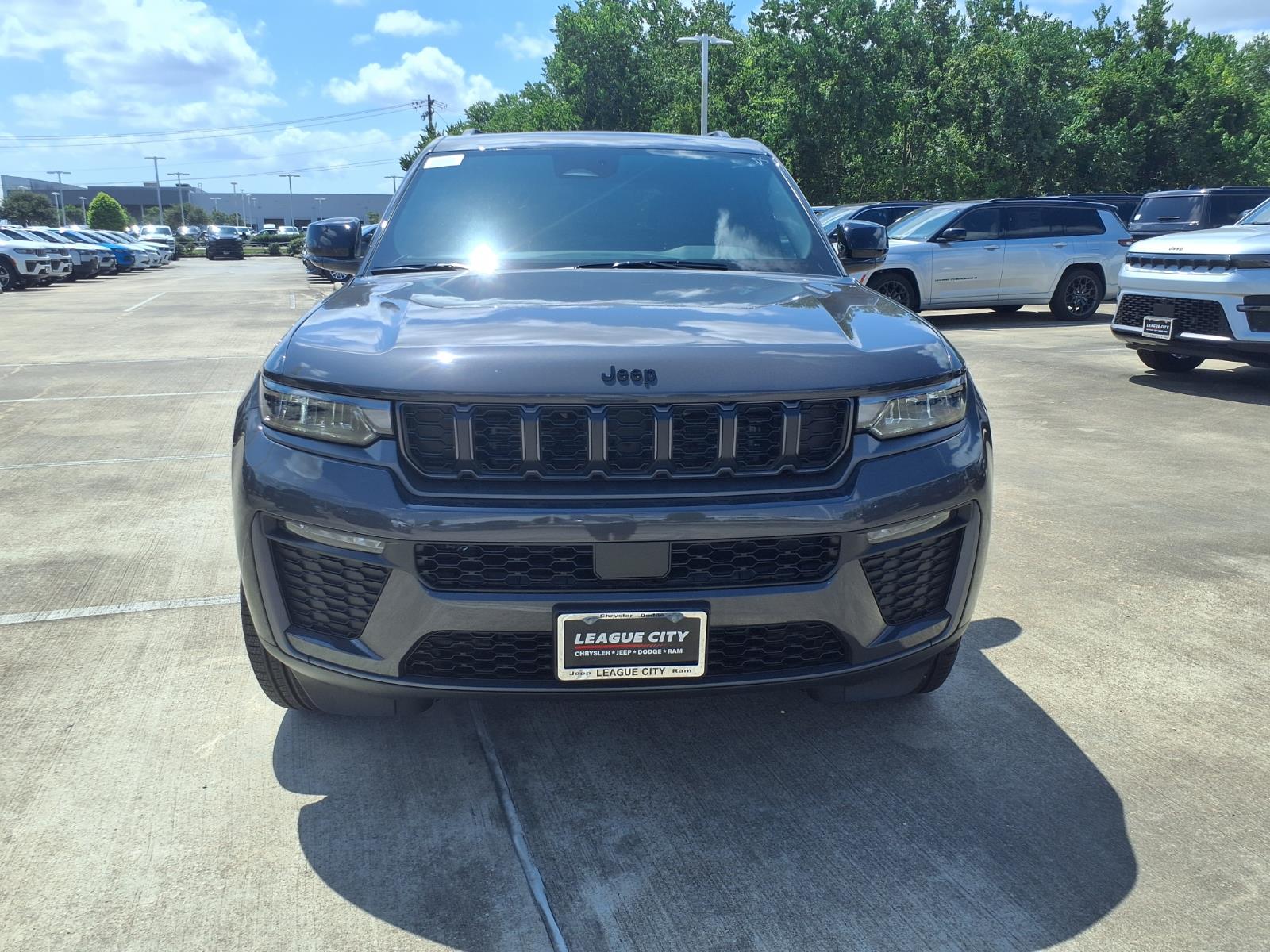2026 Jeep Grand Cherokee Limited Gray at League City CDJR