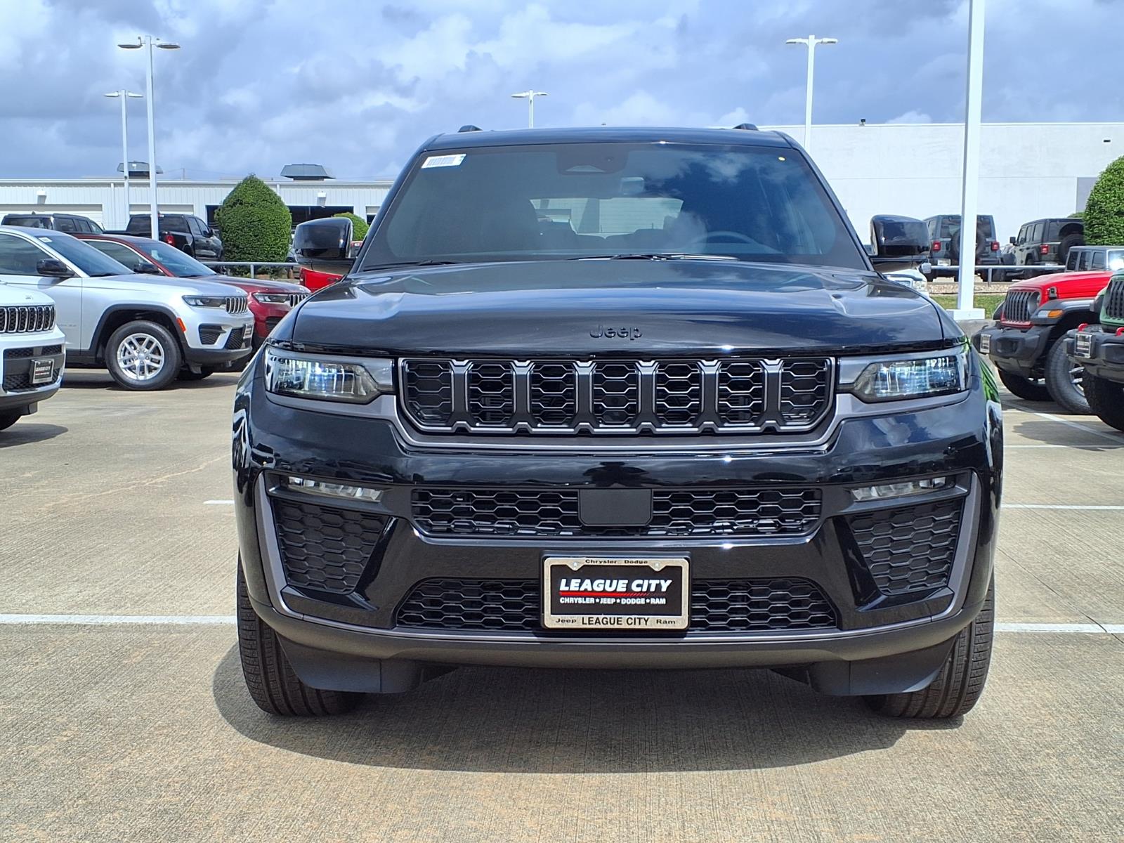 2026 Jeep Grand Cherokee L Limited Diamond Black at League City CDJR
