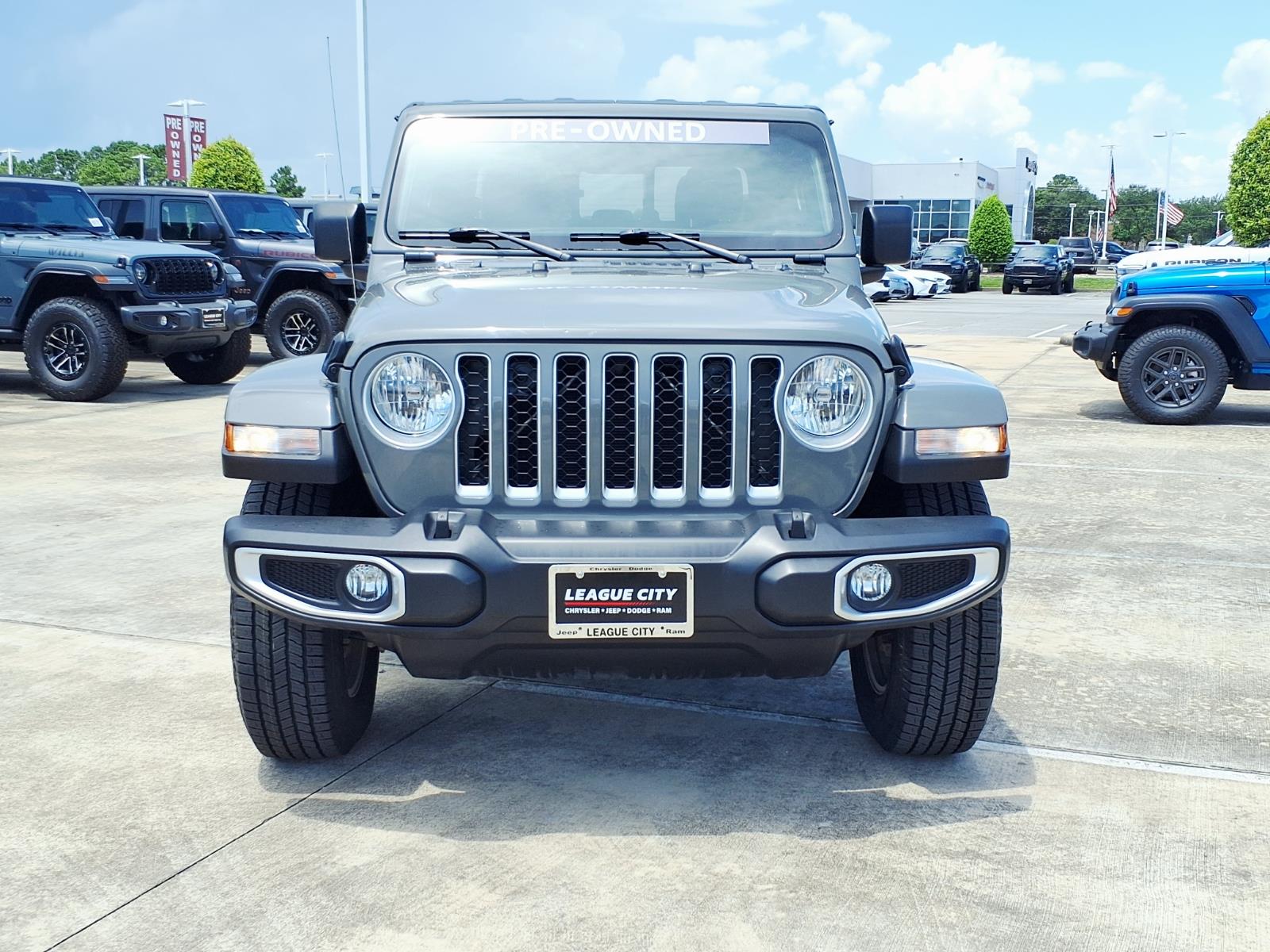 2022 Jeep Gladiator Overland - 4