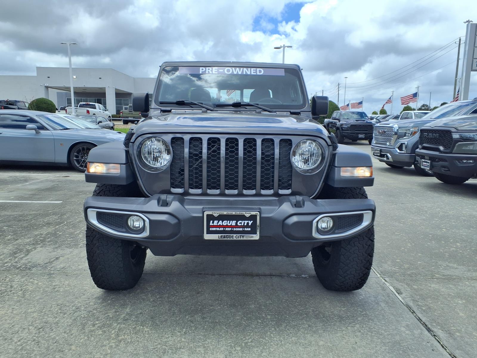 2023 Jeep Gladiator Sport - 4