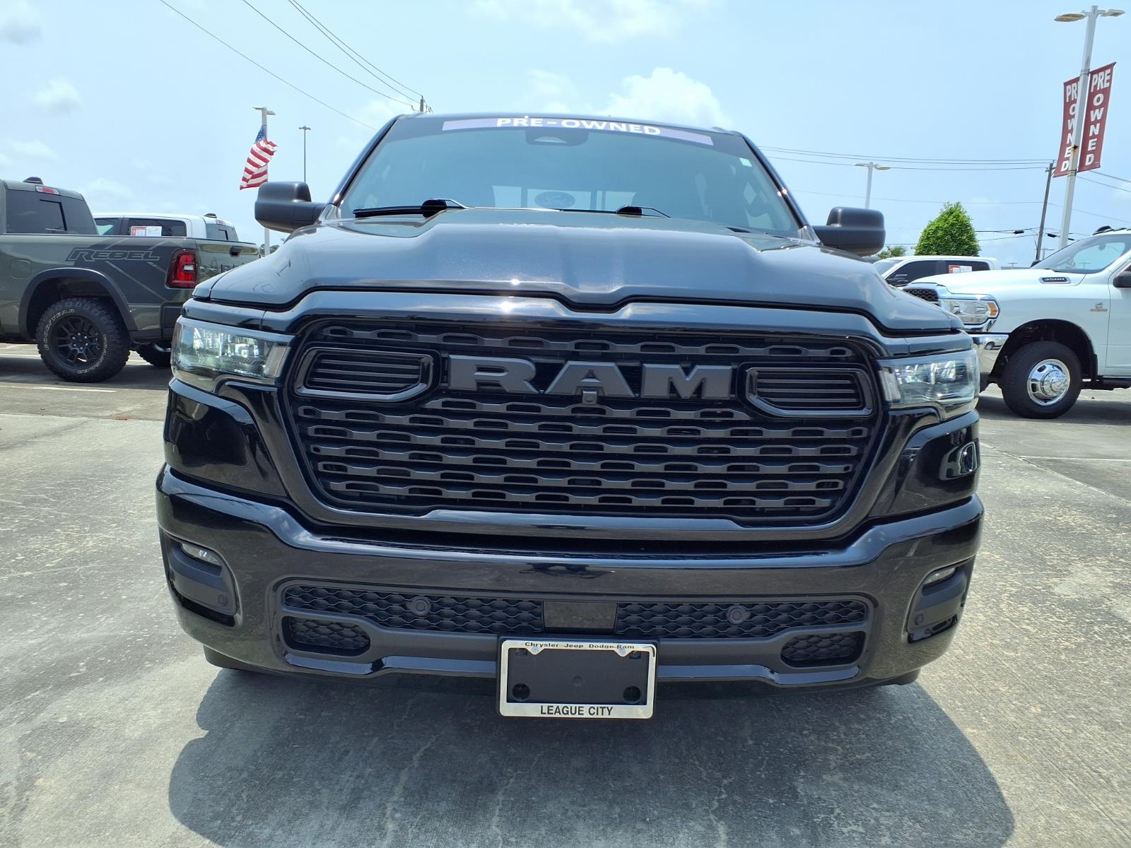 2025 RAM 1500 Tradesman Diamond Black Crystal Pearlcoat at League City CDJR
