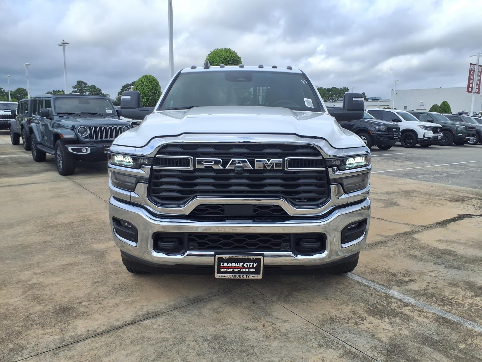 2027 RAM 3500 Tradesman White at League City CDJR