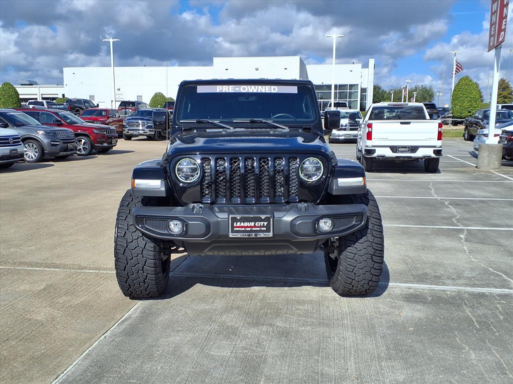 2021 Jeep Wrangler Unlimited Unlimited Sahara Altitude Black Clearcoat at League City CDJR