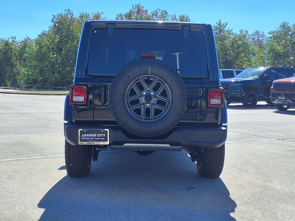 2026 Jeep Wrangler Sport Black Clearcoat at League City CDJR