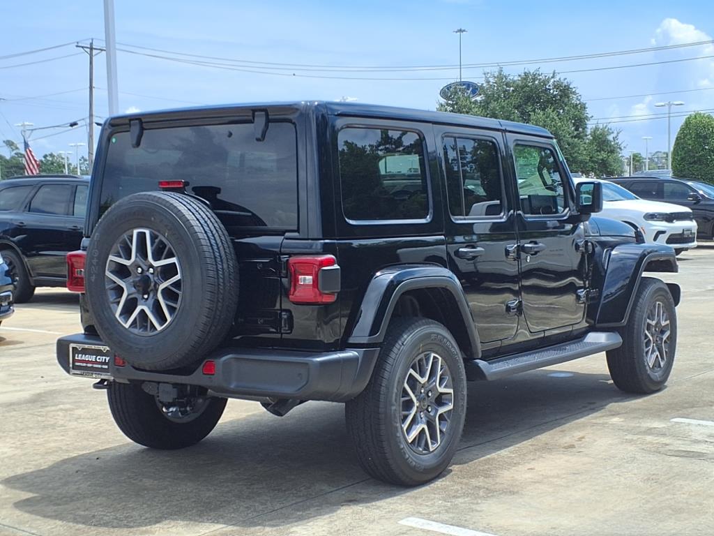 2025 Jeep Wrangler Sahara Black Clearcoat at League City CDJR