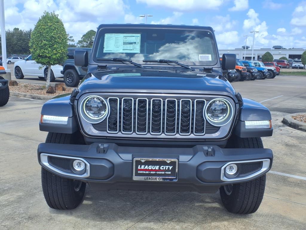 2025 Jeep Wrangler Sahara Granite Crystal Clearcoat Metallic at League City CDJR