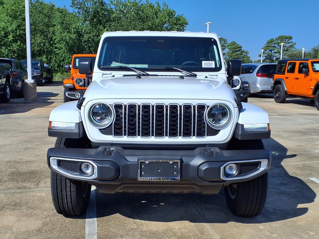 2025 Jeep Wrangler Sahara Bright White Clearcoat at League City CDJR