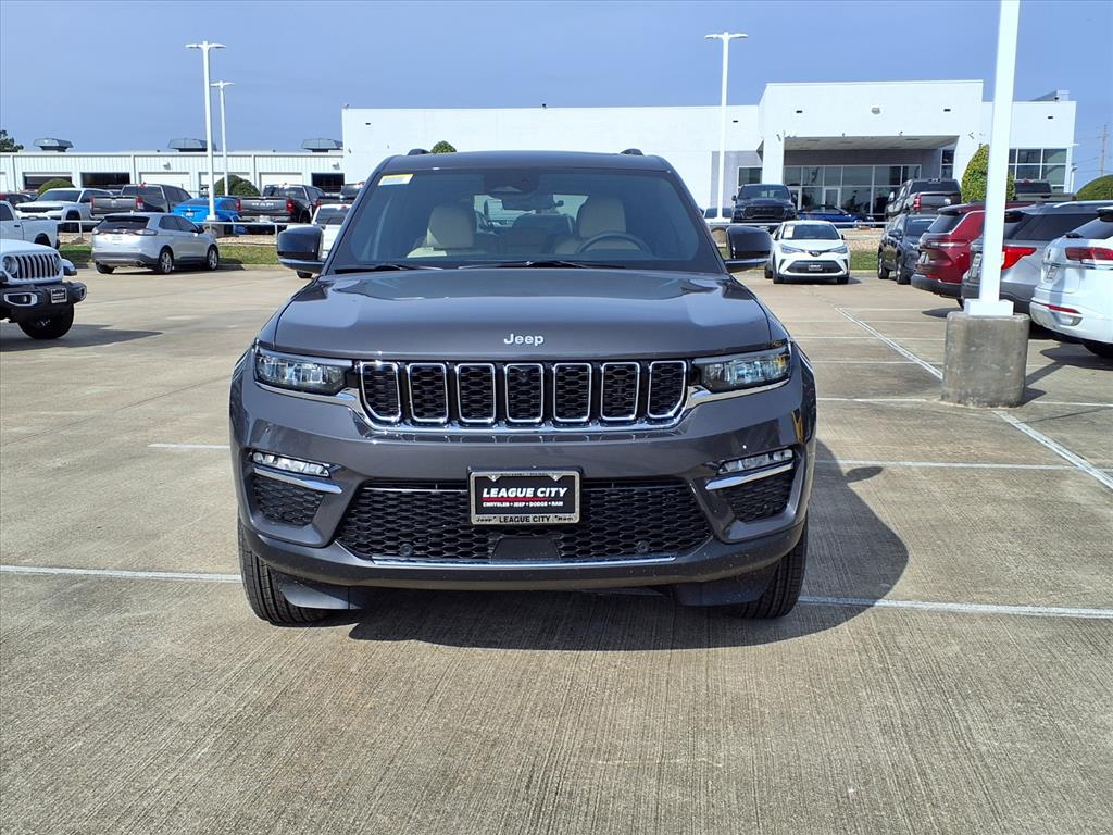2025 Jeep Grand Cherokee Limited Metallic at League City CDJR