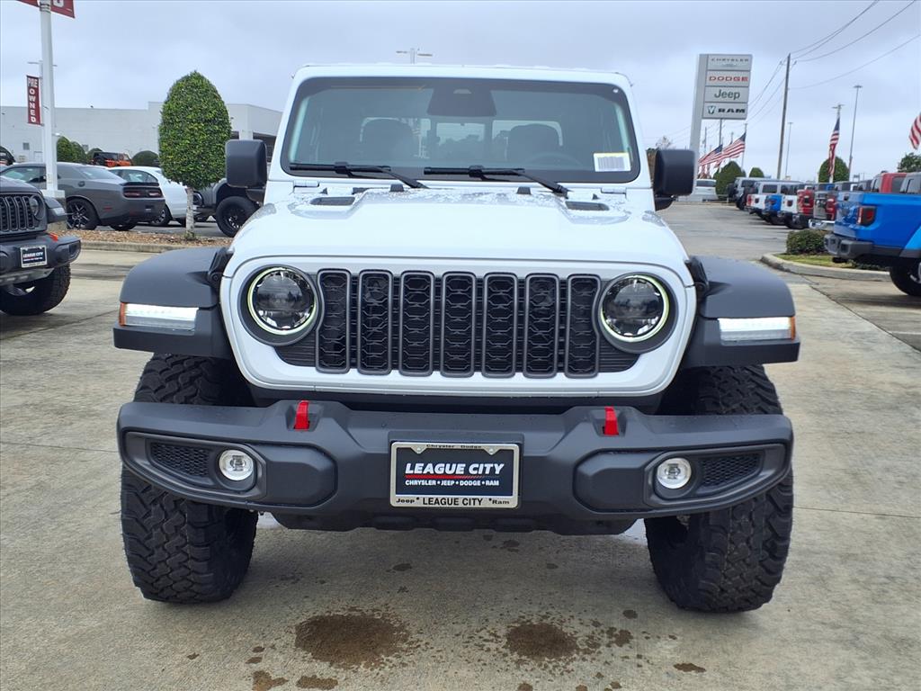 2026 Jeep Gladiator Rubicon Bright White Clearcoat at League City CDJR