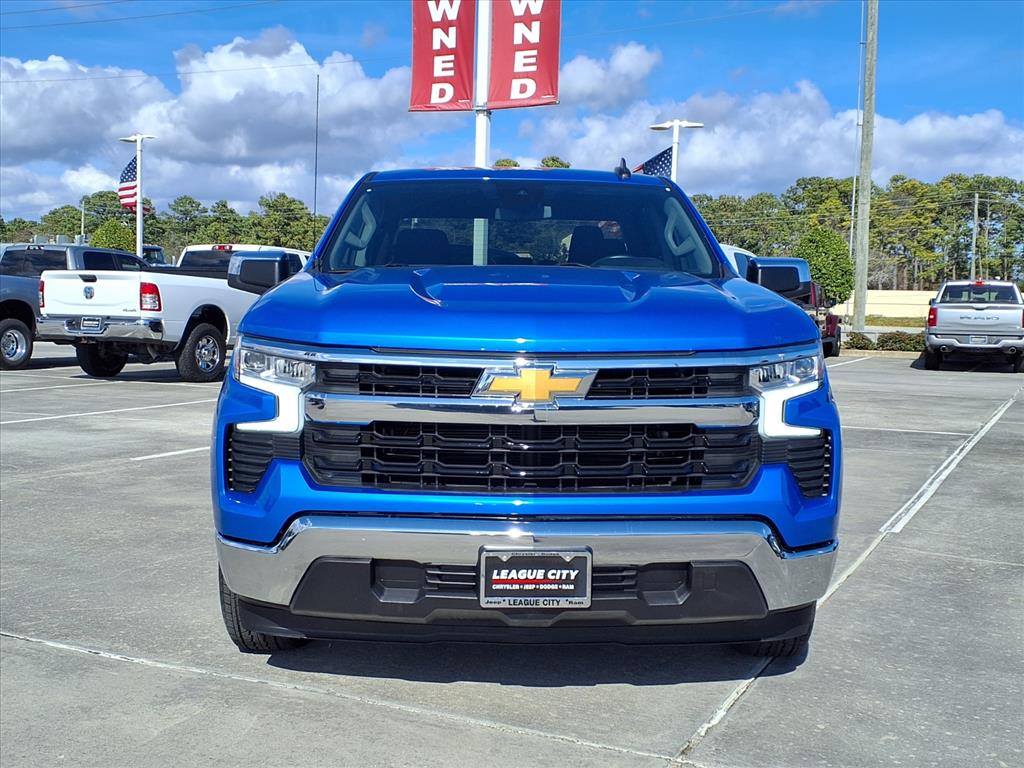 2025 Chevrolet Silverado 1500 LT - 4