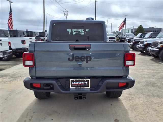 2025 Jeep Gladiator Sport