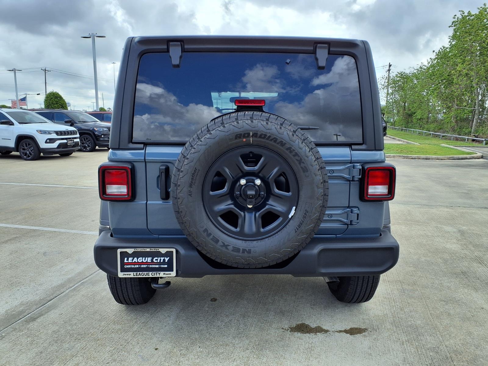 2026 Jeep Wrangler Sport Gray at League City CDJR