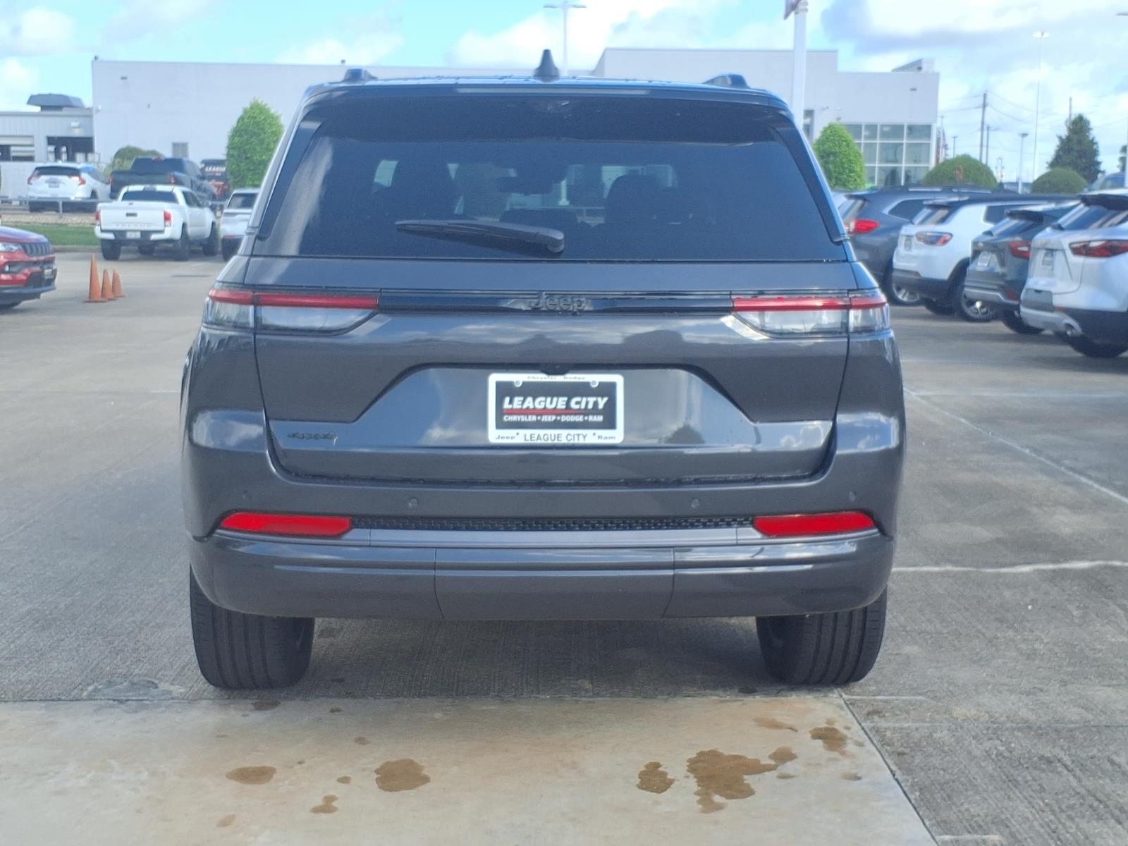 2026 Jeep Grand Cherokee Limited Gray at League City CDJR