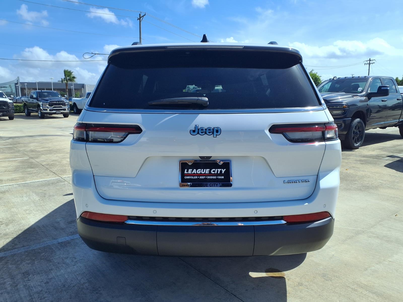 2023 Jeep Grand Cherokee L Limited - 5