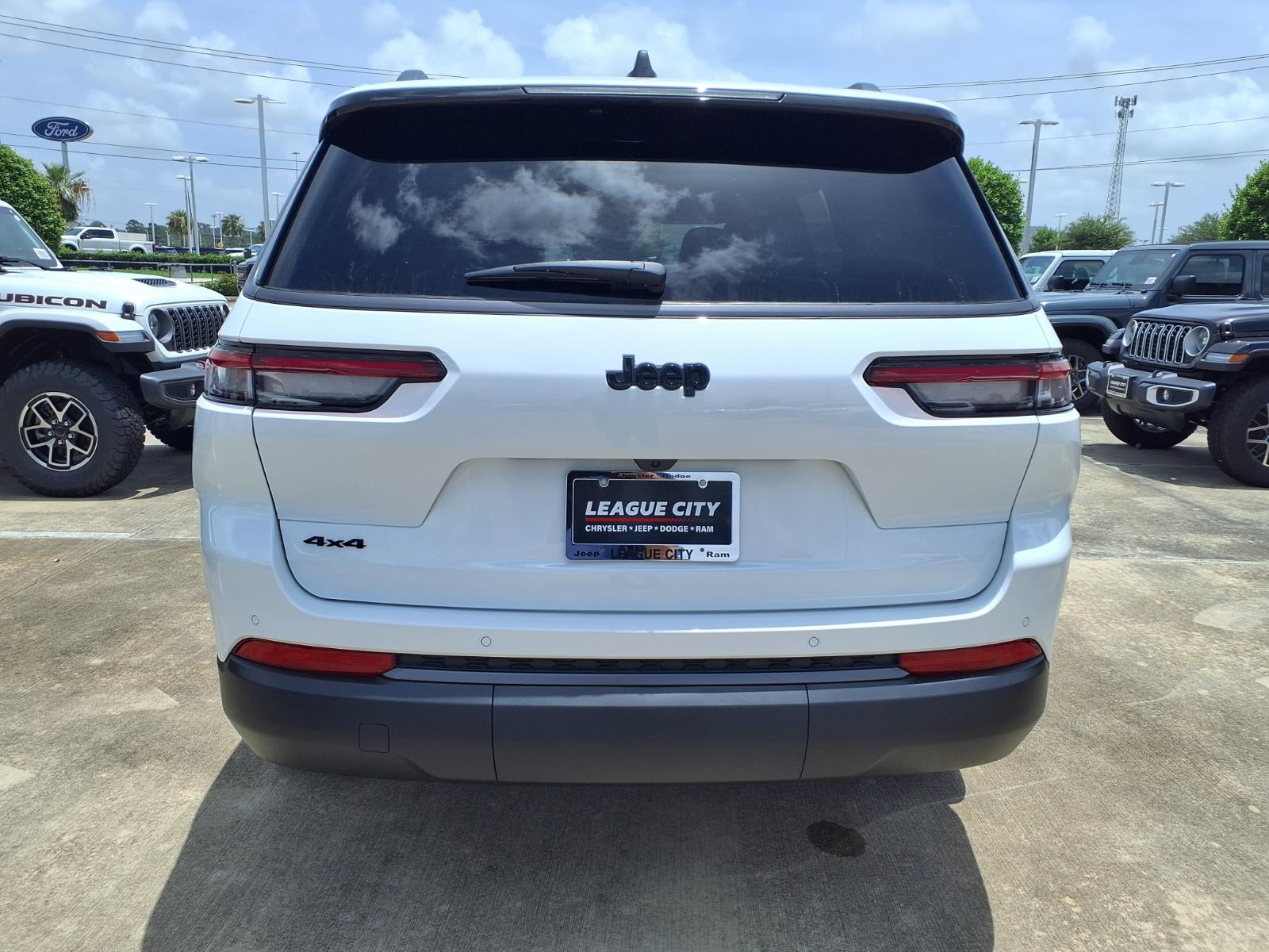 2026 Jeep Grand Cherokee L Limited Bright White Clearcoat at League City CDJR