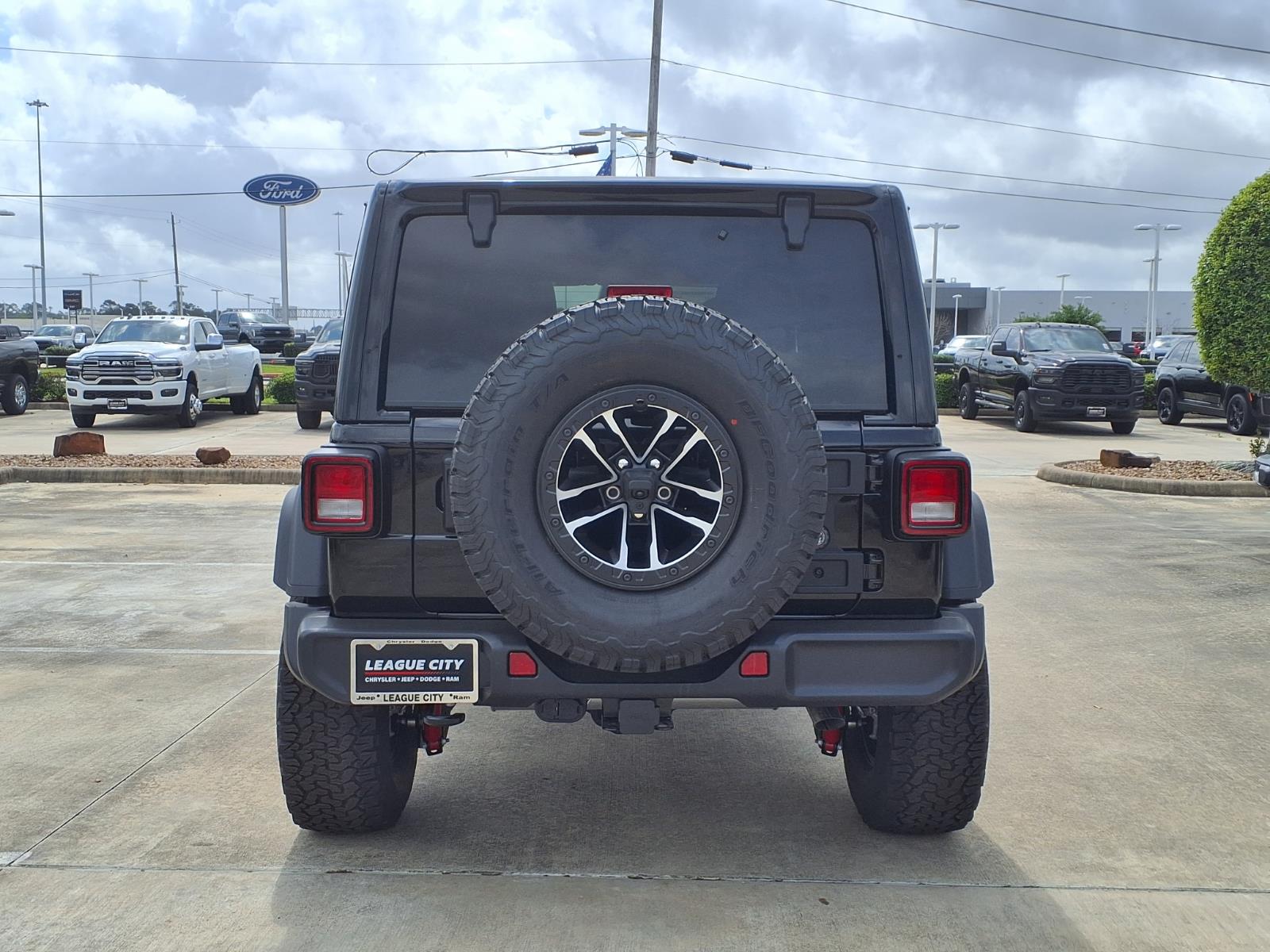 2026 Jeep Wrangler Sport Black at League City CDJR
