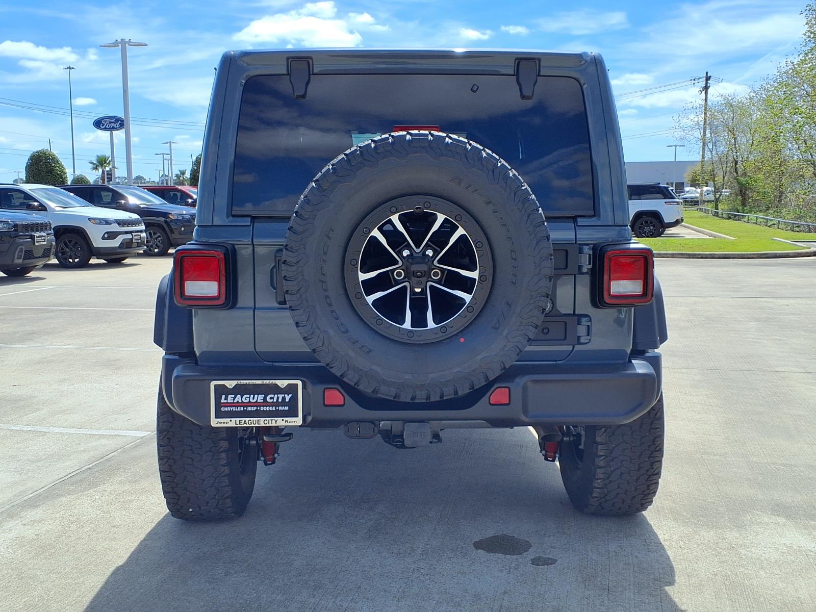 2026 Jeep Wrangler Sport Gray at League City CDJR