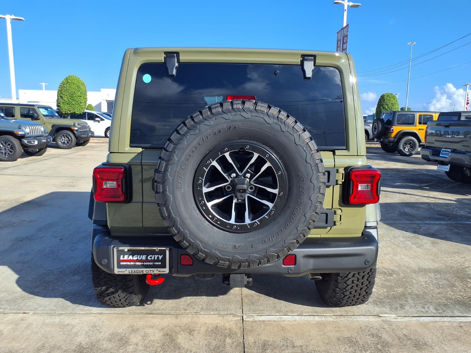 2026 Jeep Wrangler Rubicon Green at League City CDJR