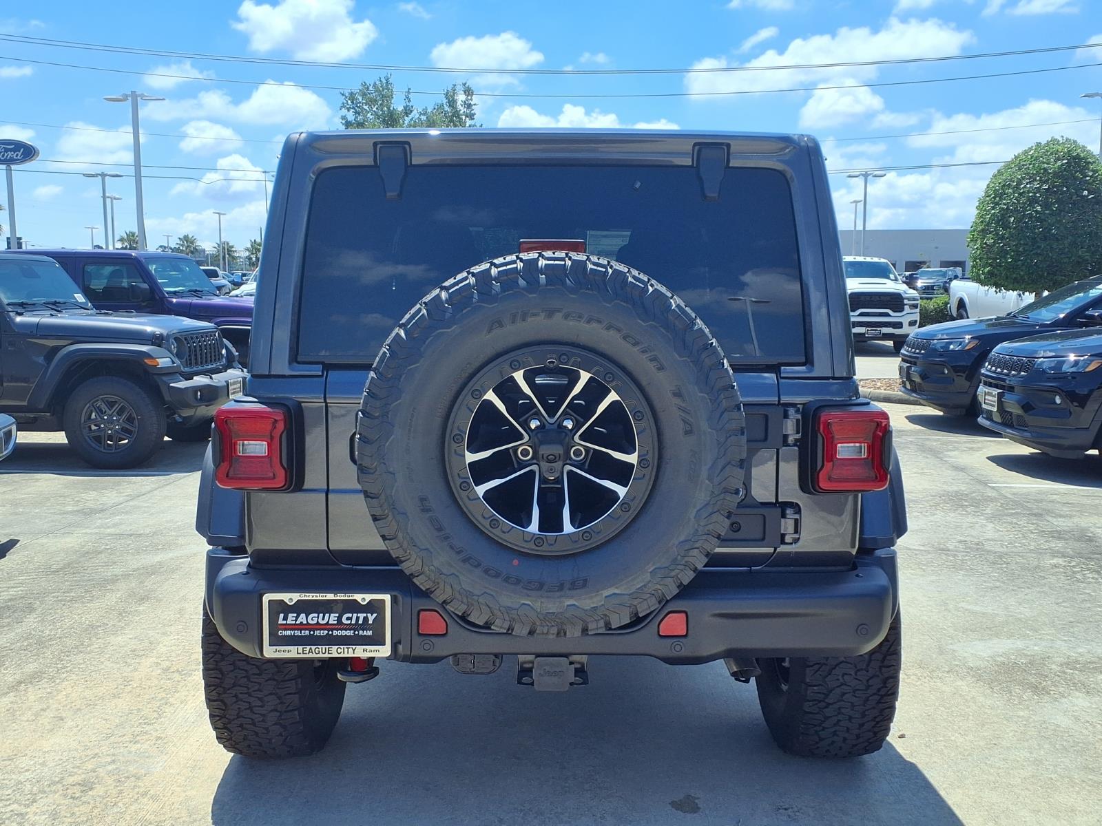 2026 Jeep Wrangler Rubicon Gray at League City CDJR