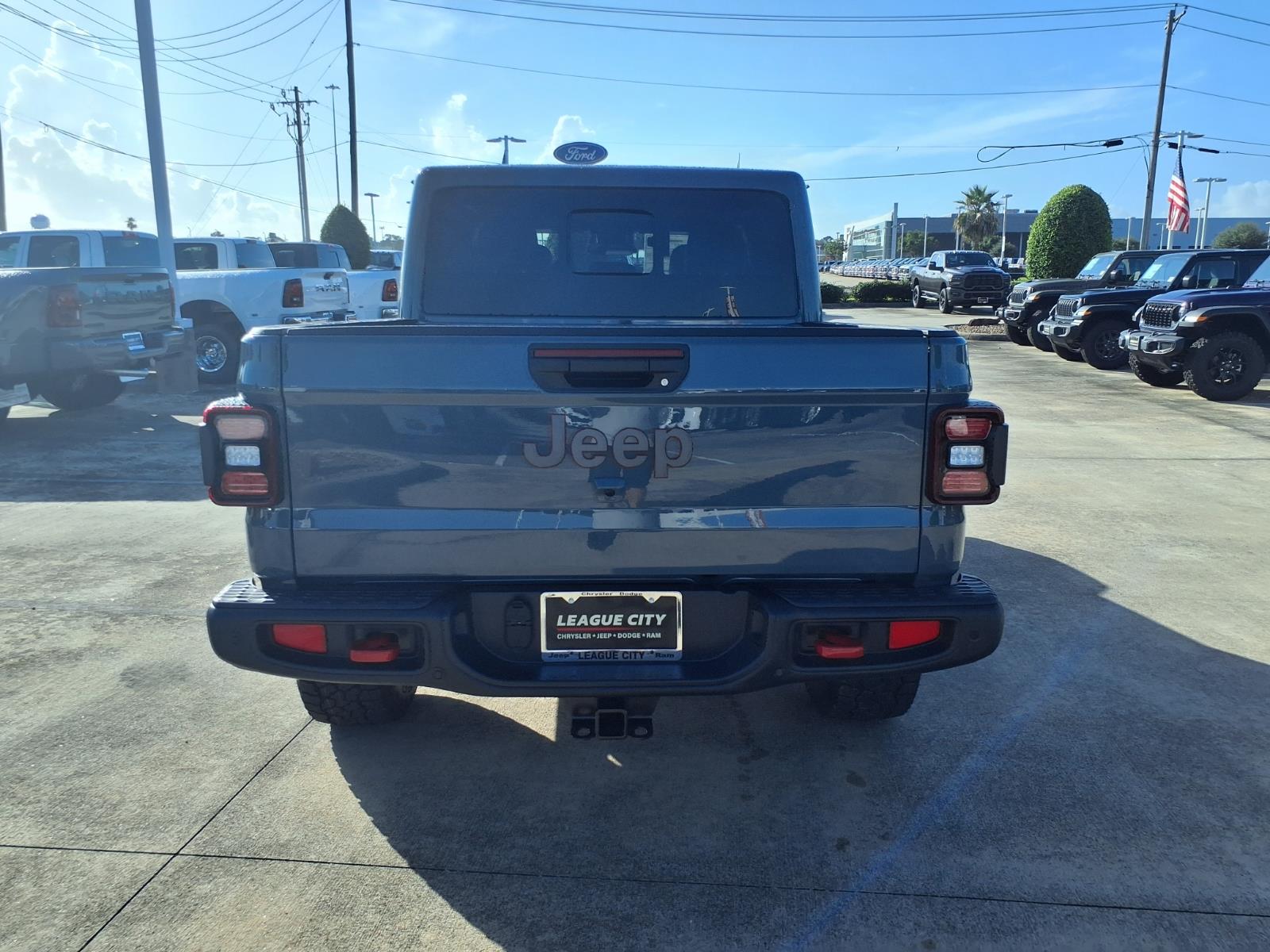 2026 Jeep Gladiator Rubicon Gray at League City CDJR
