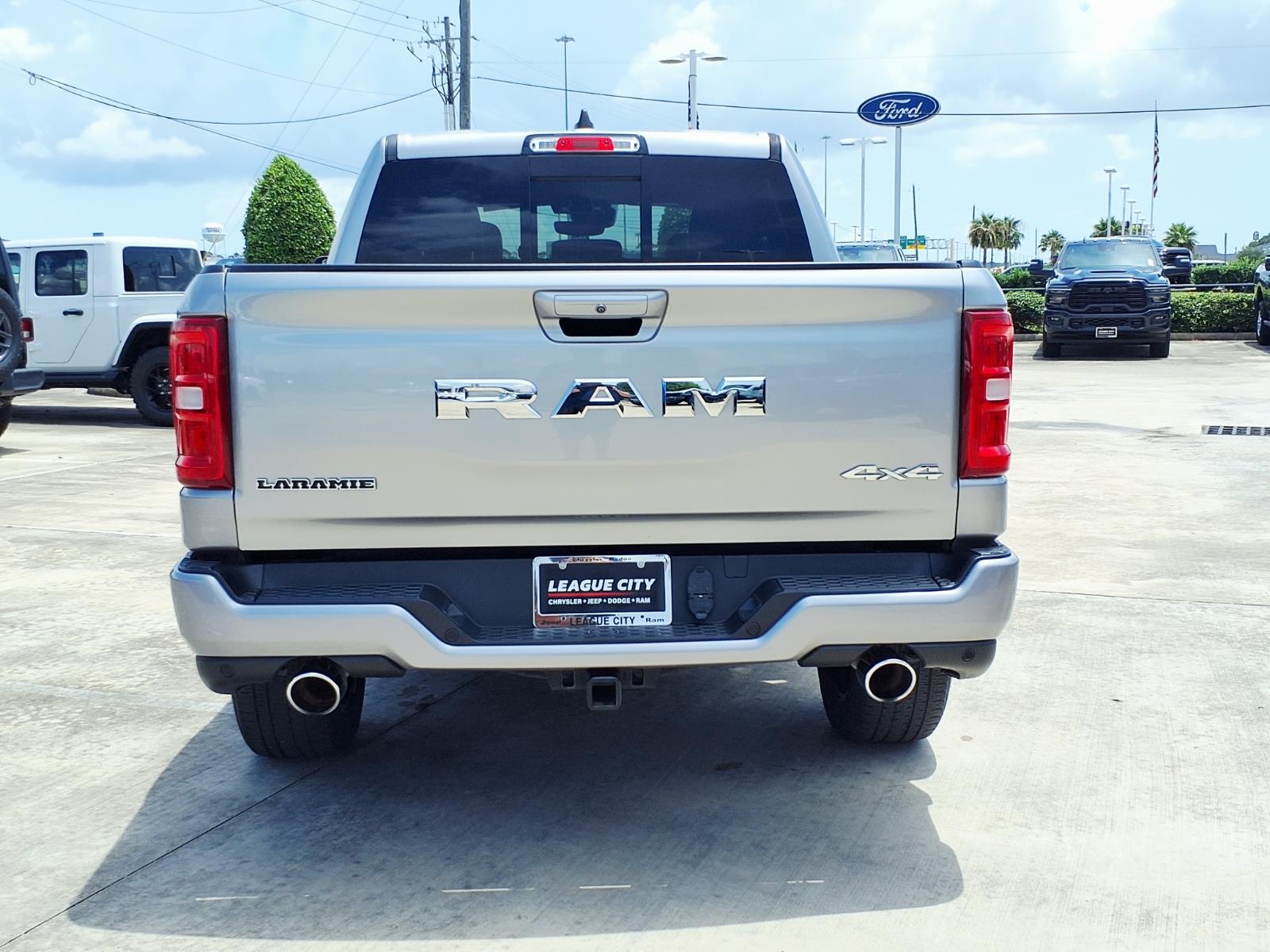 2025 RAM 1500 Laramie - 5