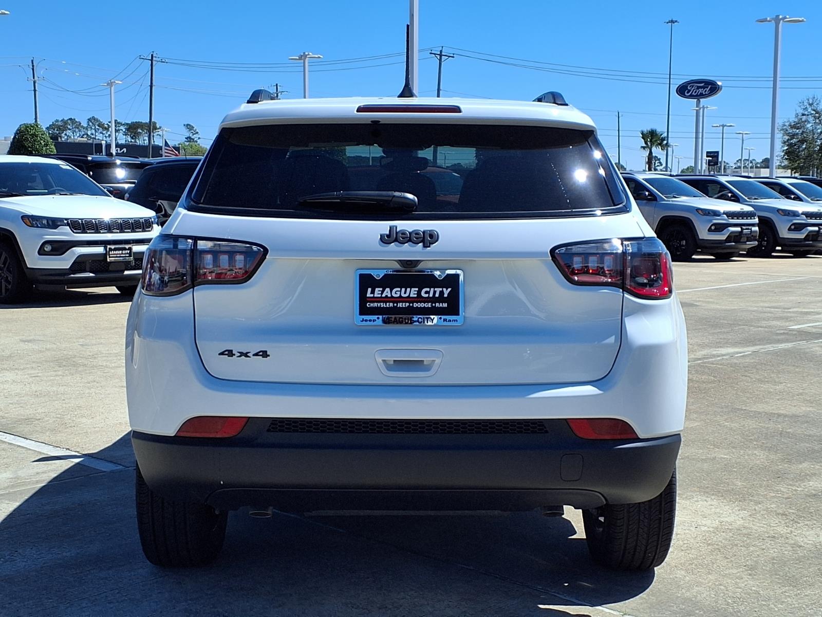 2026 Jeep Compass Latitude Bright White Clearcoat at League City CDJR