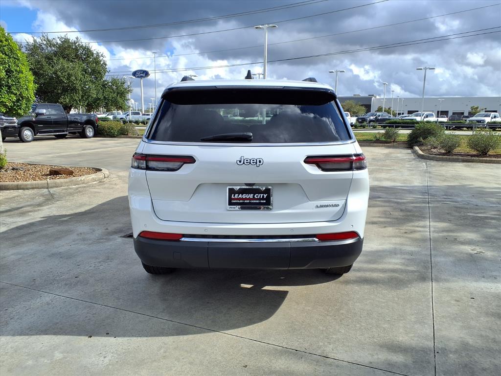 2025 Jeep Grand Cherokee L Limited Bright White Clearcoat at League City CDJR