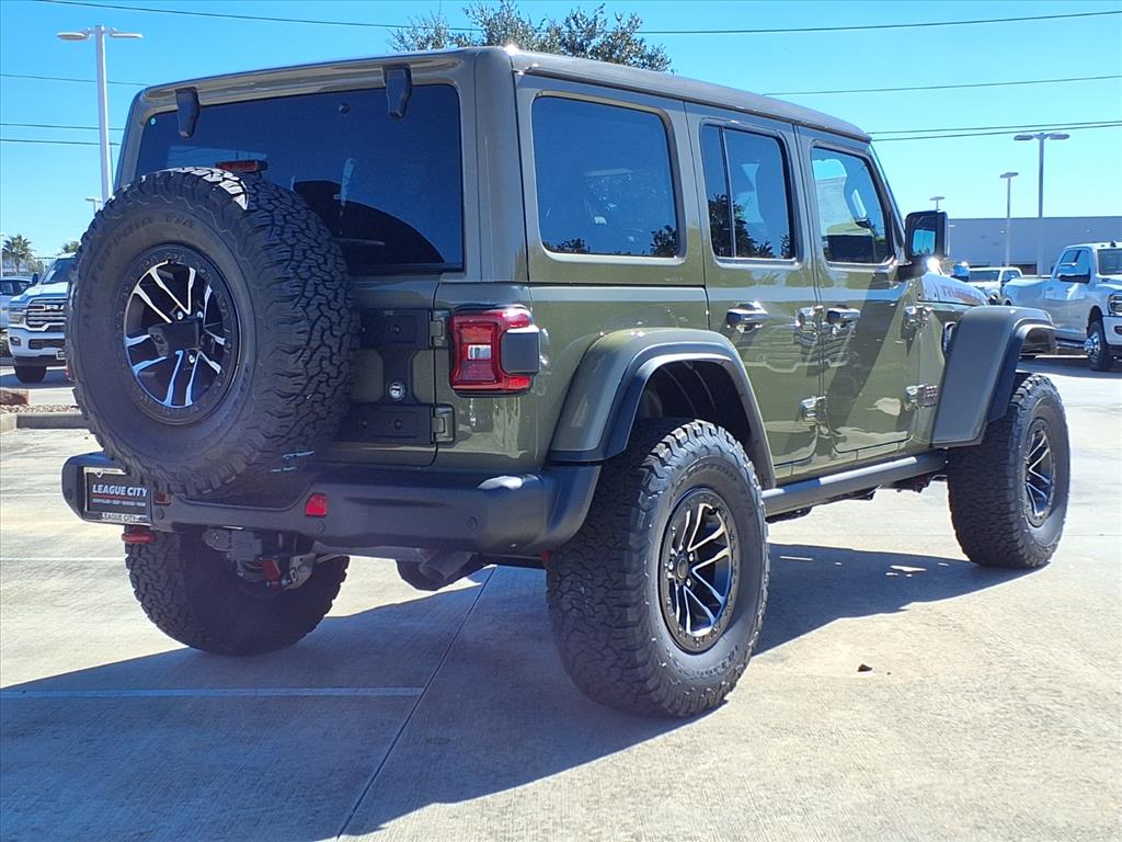 2026 Jeep Wrangler Rubicon Pj5 41 at League City CDJR