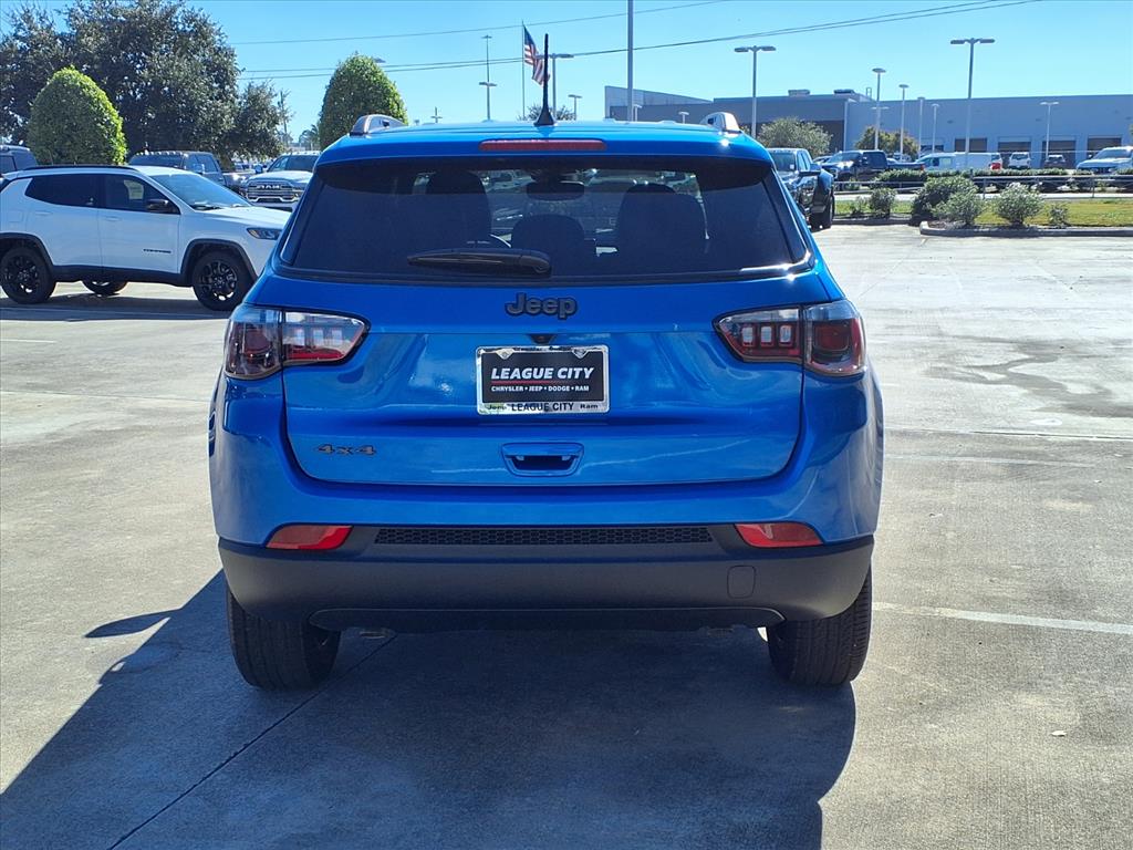 2026 Jeep Compass Latitude Hydro Blue Pearl at League City CDJR